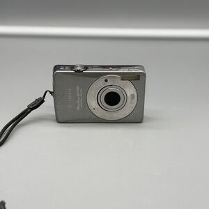 Canon PowerShot SD750 Digital ELPH Digital Camera Parts or Repair With Battery